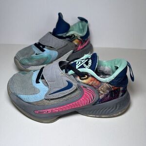 Nike Freak Basketball Shoes Giannis Boy Sneakers Size 11 - USED!‎ READ